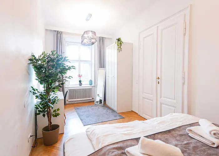 Three Bedroom - Center Apartment *