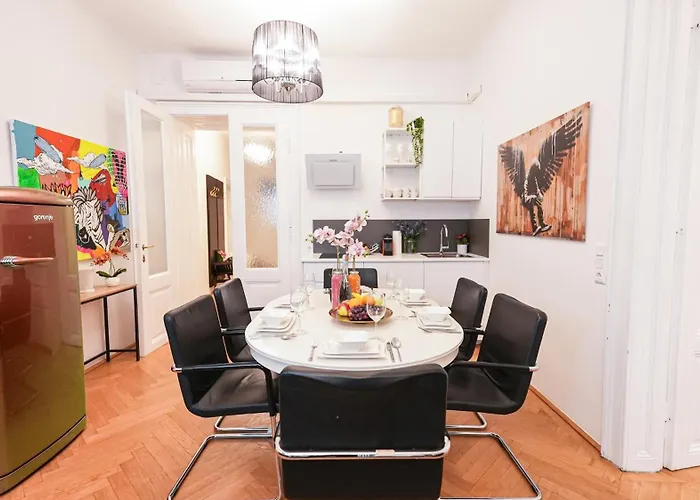 Three Bedroom - Center *